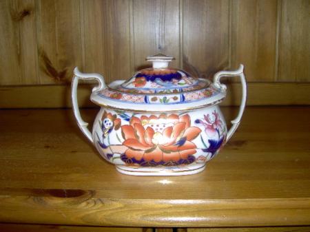 Newhall London Shape Waterlily Pattern Sucrier & Cover